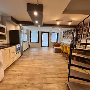 Just House , Варна Болгария