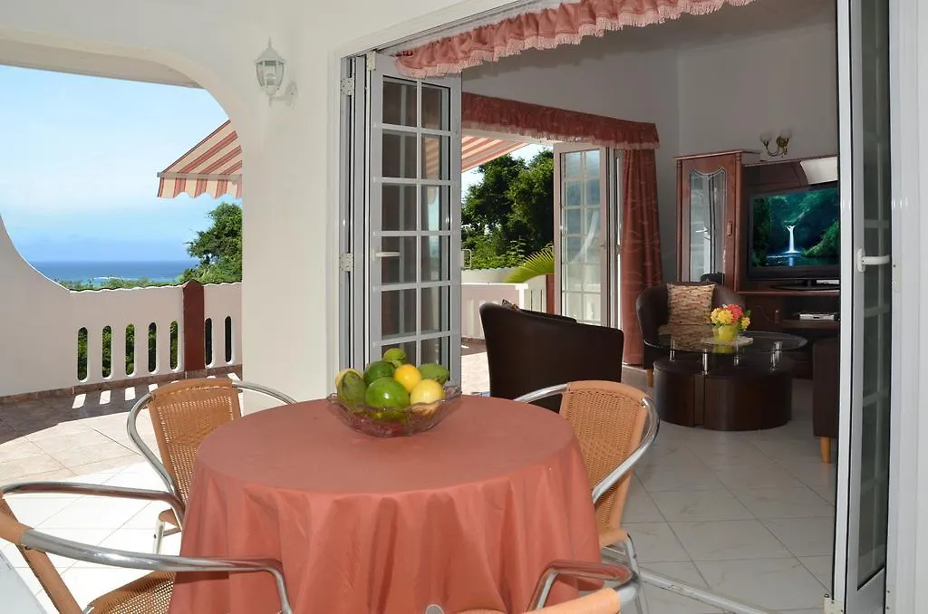Ixora Villa Anse Royale